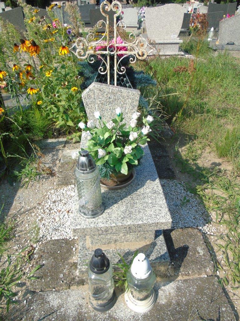 Barbara BANASIK 1952 Trzebnica Koczurki - Grobonet - Wyszukiwarka osób pochowanych