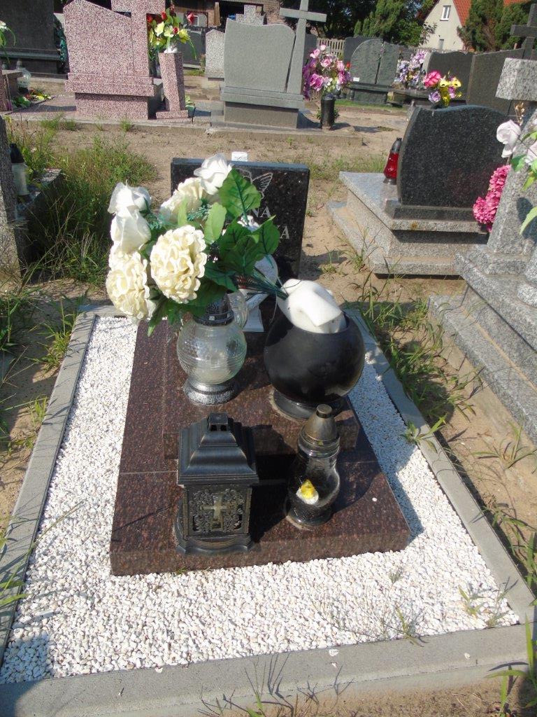 Bożena ZARAZOWSKA 1967 Trzebnica Koczurki - Grobonet - Wyszukiwarka osób pochowanych