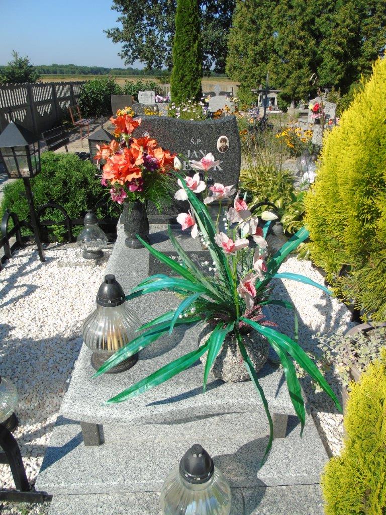 Jan MEDYK 1965 Trzebnica Koczurki - Grobonet - Wyszukiwarka osób pochowanych